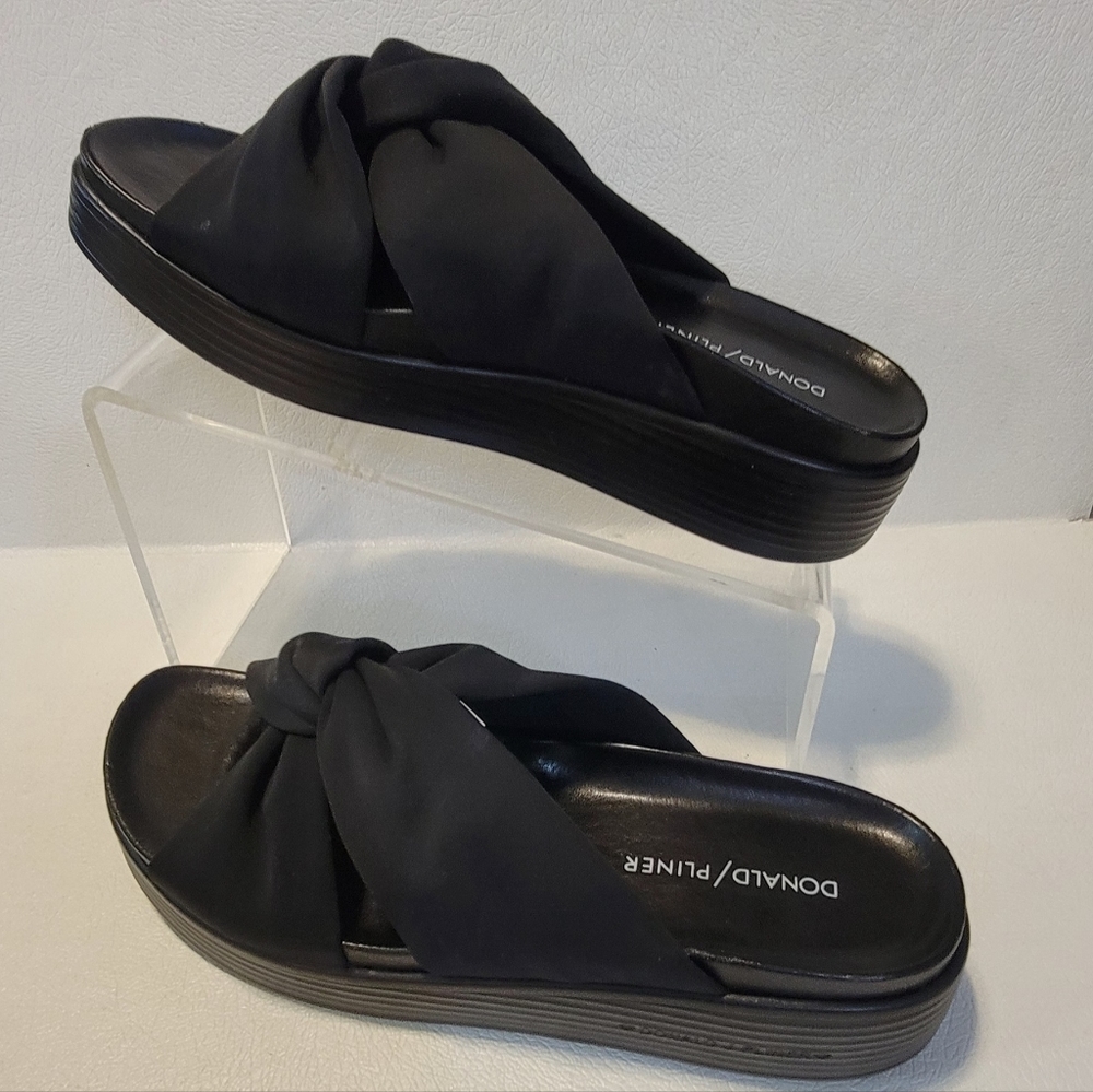 DONALD J PLINER FOLLEY BLACK LEATHER PLATFORM WEDGE WOMENS SLIP ON SANDALS - Picture 2 of 9